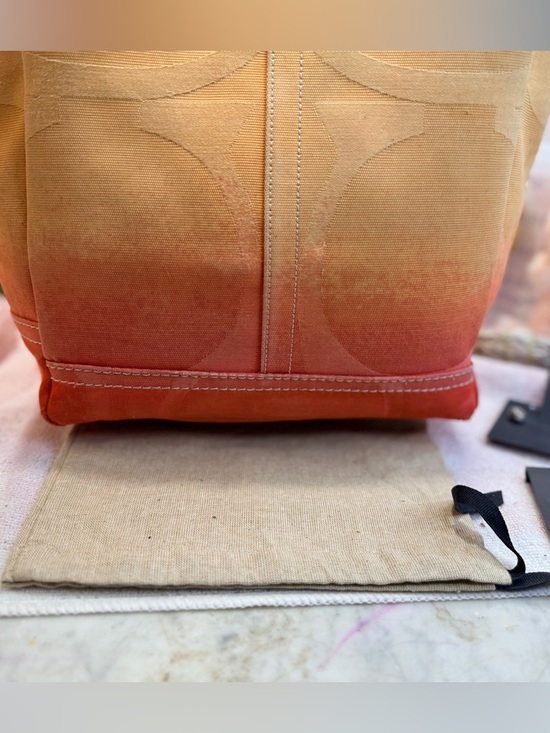 Coach vintage Limited Edition Orange Ombre Signature Tote - Picture 2 of 16